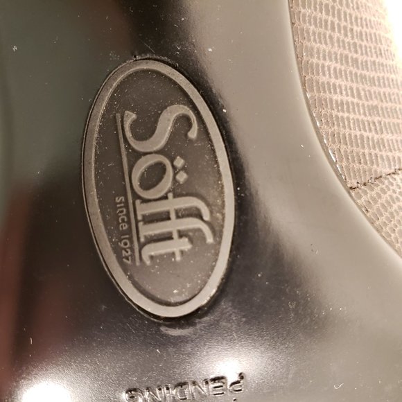 Heels Closed-toe buckle Mary Jane heels - Picture 16 of 16